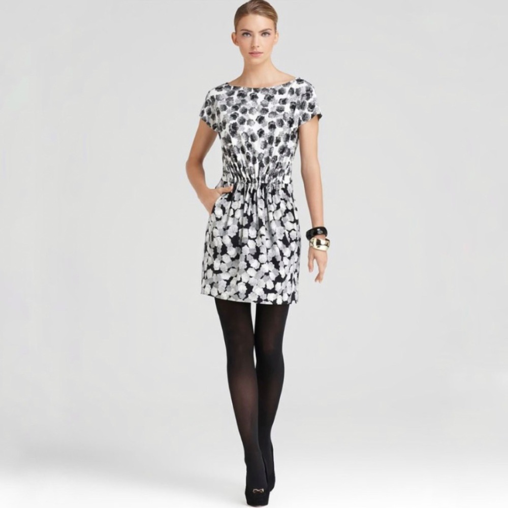 Diane Von Furstenberg | Dresses | Diane Von Furstenberg Odea Printed Silk Jersey Pocket Dress